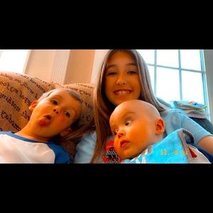 Meet your Posher, Caroline